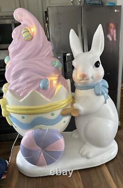 Cupcakes & Cashmere Spring Easter Bunny Rabbit With Ice Cream Pastel Decor 24