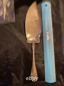 Lg Sterling Silver Fish/Ice Cream slice ROSE BY WALLACE GREAT SHAPE NO MONOES