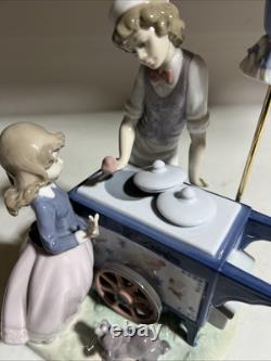 Lladro 5325 Ice Cream Vendor Boy And Girl with a Parasol Retired Figurine Mint