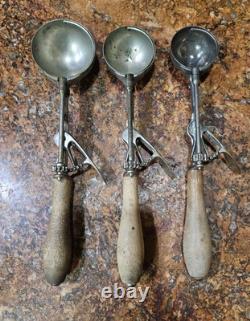 Lot Of Vintage Ice Cream Scoops Gilchrist Germany Mosteller