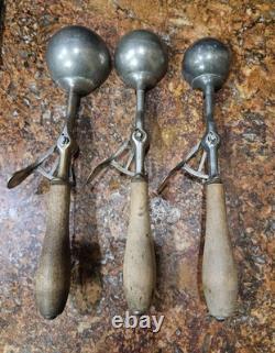 Lot Of Vintage Ice Cream Scoops Gilchrist Germany Mosteller