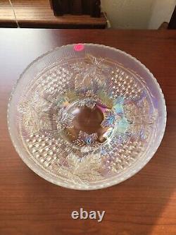 Nice White Northwood Carnival Glass Grape & Cable Pattern Large Ice Cream Bowl