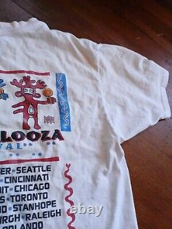 Vintage 1992 LOLLAPALOOZA T-shirt Pearl Jam Soundgarden Chili Peppers Ice Cube L