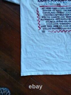 Vintage 1992 LOLLAPALOOZA T-shirt Pearl Jam Soundgarden Chili Peppers Ice Cube L
