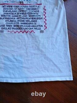 Vintage 1992 LOLLAPALOOZA T-shirt Pearl Jam Soundgarden Chili Peppers Ice Cube L