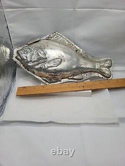 Vintage Fish Ocean Large Tin Mold Cool Treats Ice Cream Candy Chocolate