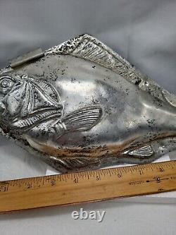 Vintage Fish Ocean Large Tin Mold Cool Treats Ice Cream Candy Chocolate
