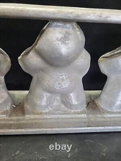 Vintage Large 3 Santa Claus Hinged 5 Piece Ice Cream Chocolate Molds Wax Fun