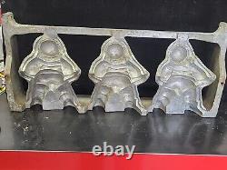 Vintage Large 3 Santa Claus Hinged 5 Piece Ice Cream Chocolate Molds Wax Fun