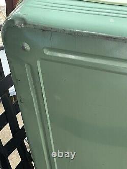 Vintage THERMOS 1950-1960 LARGE Metal Ice Chest Cooler Retro Outdoor Camping